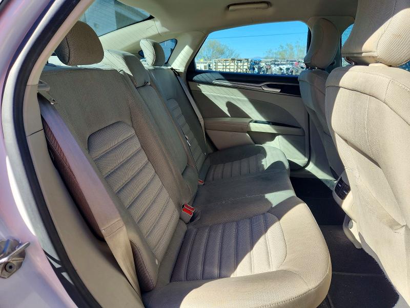 Снимка 10 от търг – 2019 FORD FUSION с VIN 3FA6P0HD1KR198450