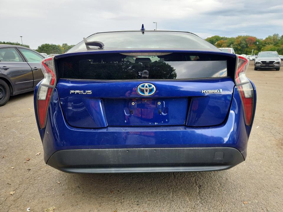 Photo 6 from auction – 2016 TOYOTA PRIUS with VIN JTDKBRFU3G3516783