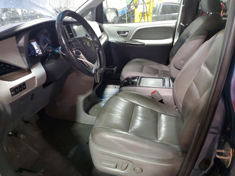 Снимка 7 от търг – 2017 TOYOTA SIENNA с VIN 5TDYZ3DC4HS803627