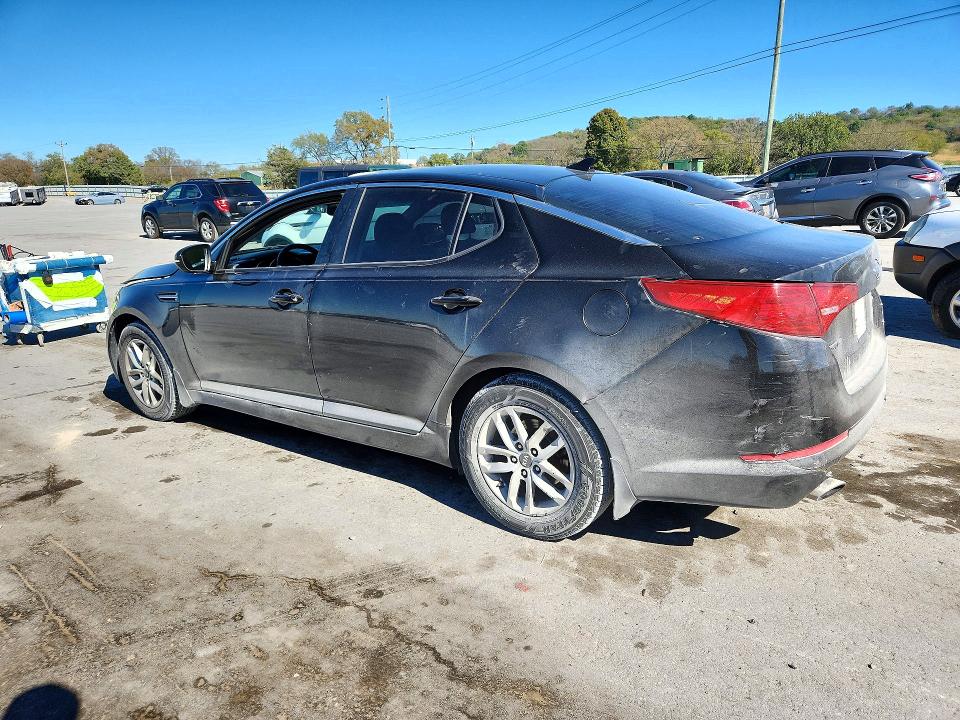Снимка 2 от търг – 2011 KIA OPTIMA с VIN KNAGM4A72B5176086