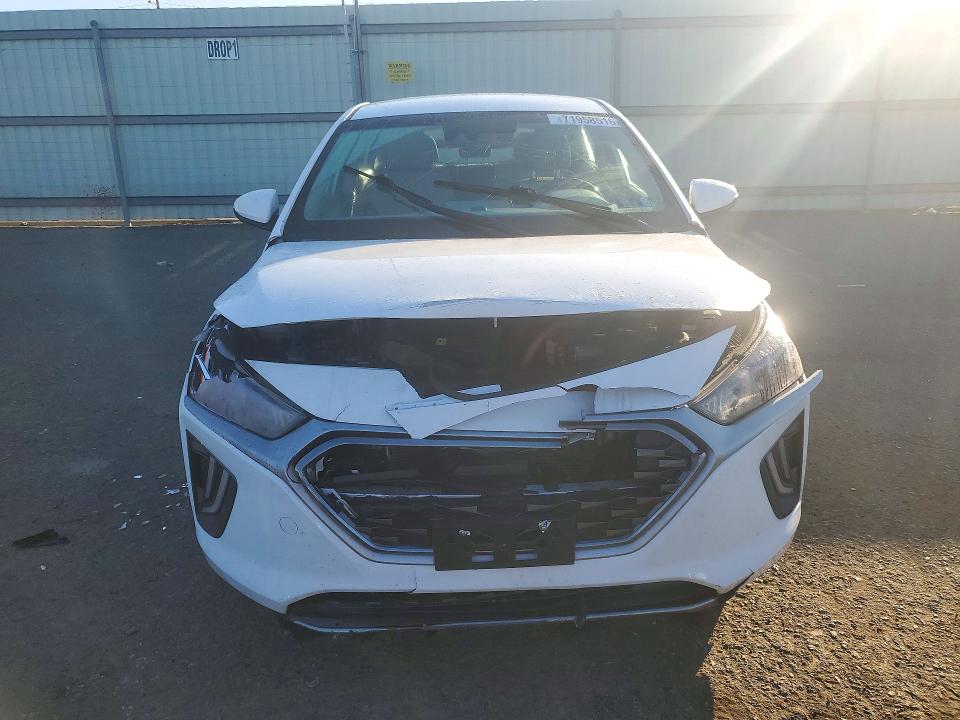 Photo 5 from auction – 2020 HYUNDAI IONIQ with VIN KMHC75LD5LU228525