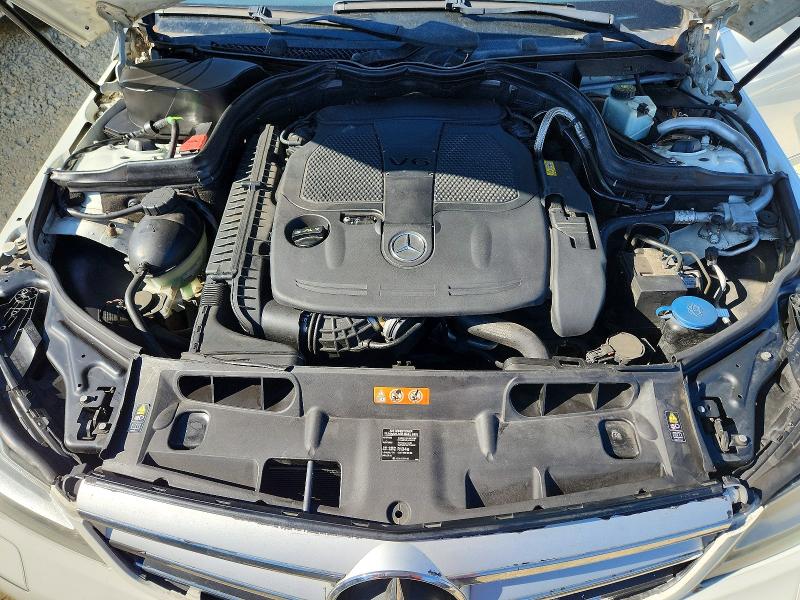 Photo 11 from auction – 2012 MERCEDES-BENZ C with VIN WDDGF5HB6CR191574