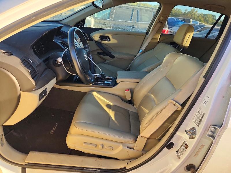 Photo 7 from auction – 2018 ACURA RDX with VIN 5J8TB3H31JL013400