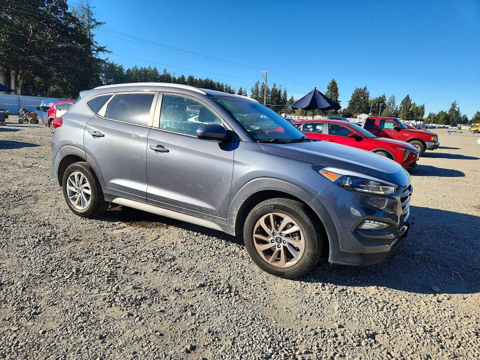 Photo 4 from auction – 2018 HYUNDAI TUCSON with VIN KM8J33A49JU724693