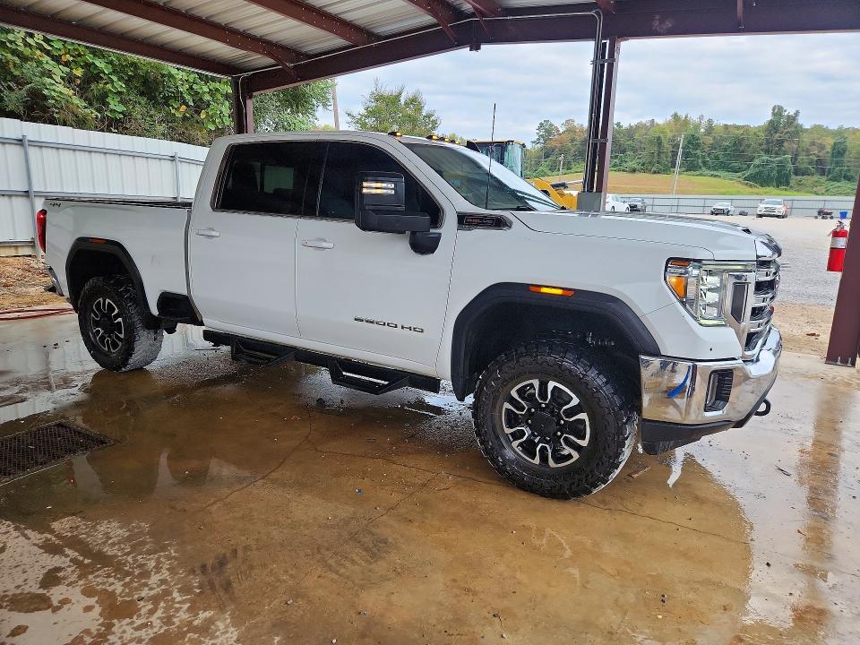 Снимка 4 от търг – 2022 GMC SIERRA с VIN 1GT19ME72NF230828