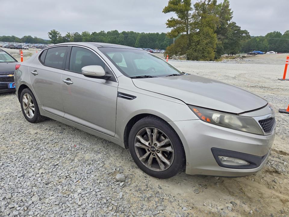 Foto 4 de la subasta – 2011 KIA OPTIMA con VIN KNAGN4A70B5085136