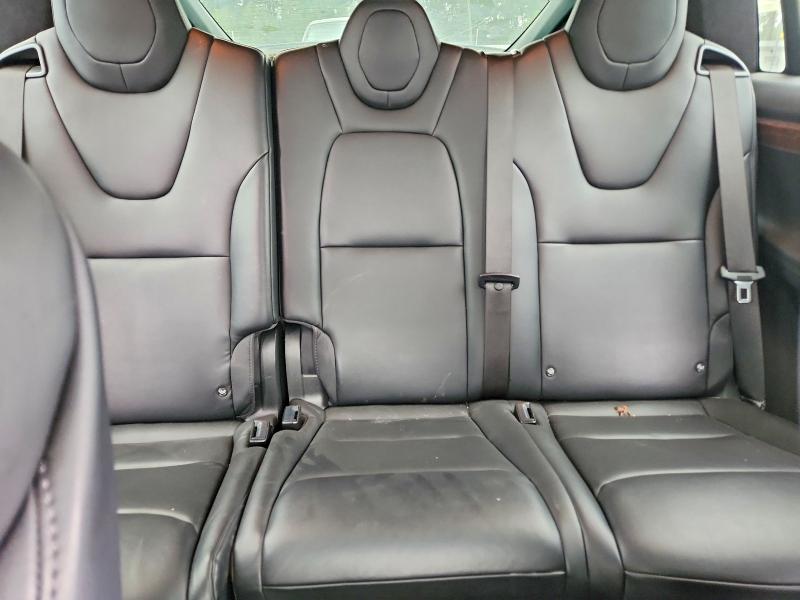 Снимка 10 от търг – 2019 TESLA MODEL X с VIN 5YJXCAE2XKF186270