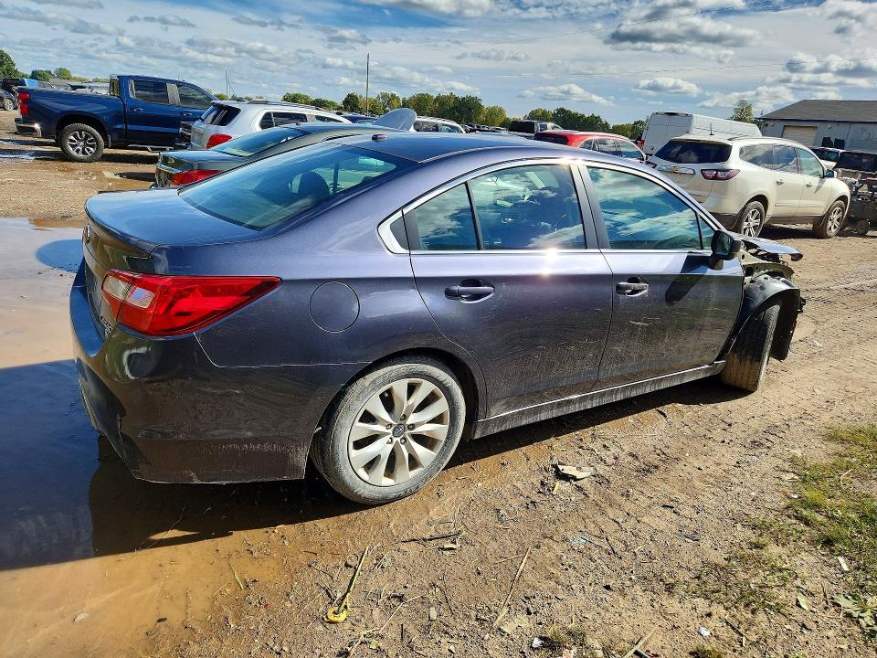 Фото 3 с аукциона – 2015 SUBARU LEGACY с VIN 4S3BNBC68F3054031