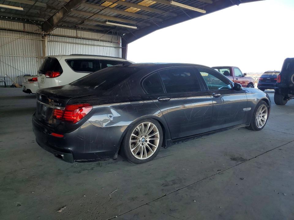 Photo 3 from auction – 2014 BMW 750 with VIN WBAYE8C57ED136357