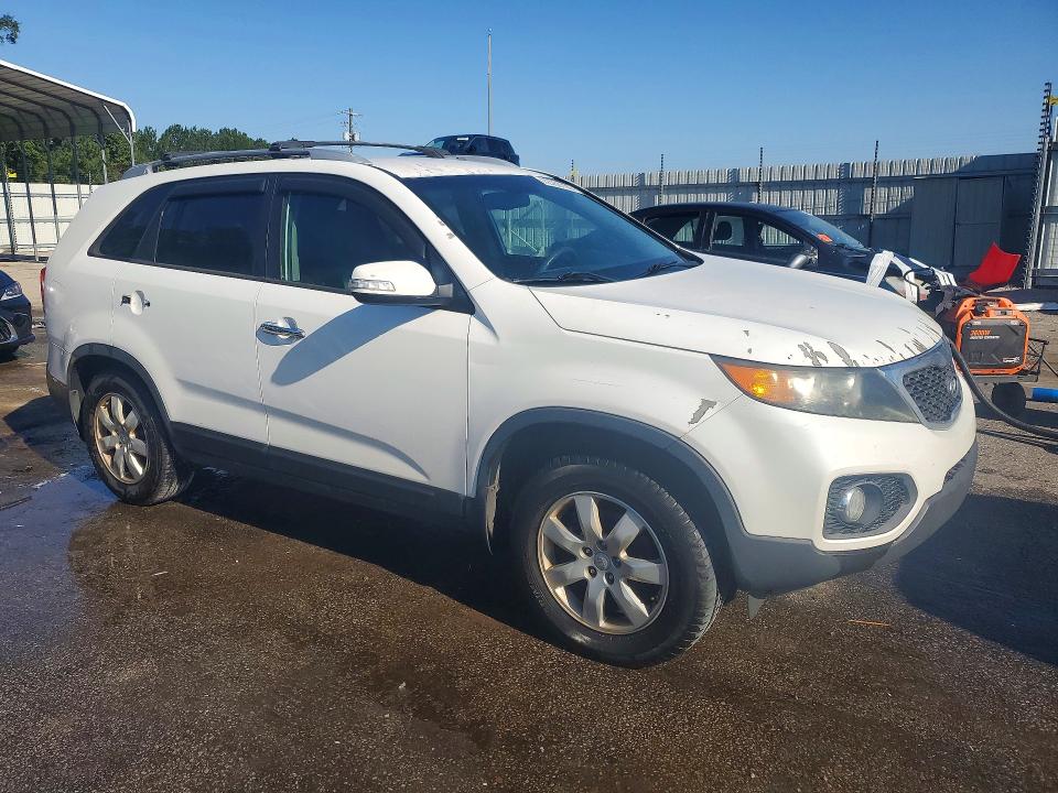 صورة رقم 4 من المزاد - 2013 KIA SORENTO مع VIN 5XYKT3A64DG351630