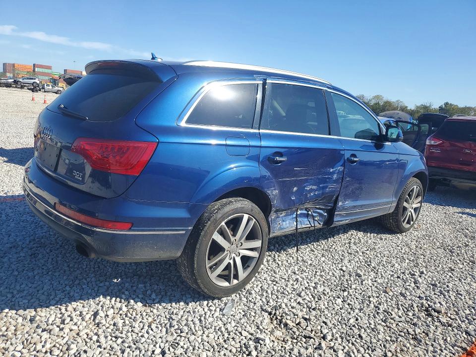Foto 3 de la subasta – 2015 AUDI Q7 con VIN WA1LGAFEXFD025419