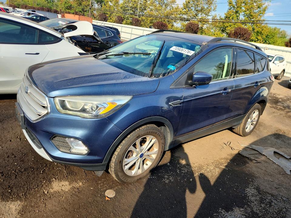 FORD ESCAPE 2018 с VIN 1FMCU9HD6JUB01627 - Снимка от търг