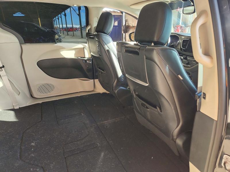 Снимка 11 от търг – 2017 CHRYSLER PACIFICA с VIN 2C4RC1GG2HR729996