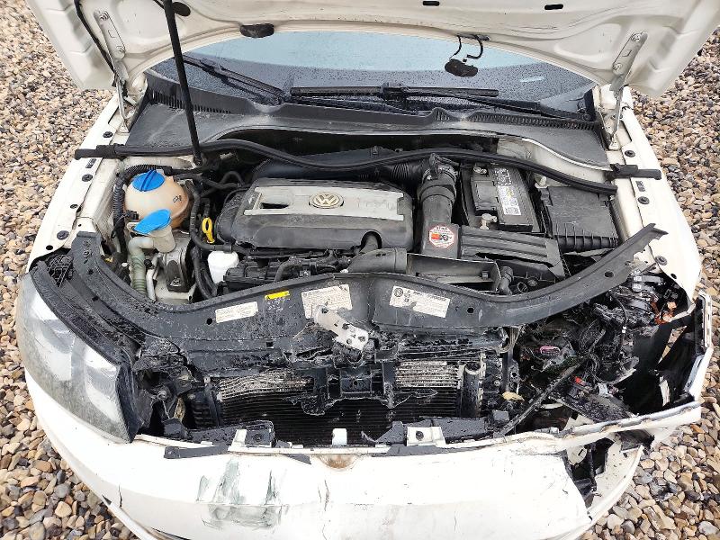 Снимка 11 от търг – 2014 VOLKSWAGEN EOS с VIN WVWBW8AH8EV002891
