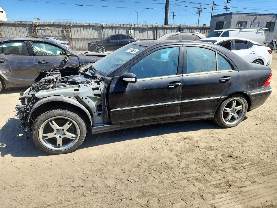 Photo 1 from auction – 2001 MERCEDES-BENZ C with VIN WDBRF64J91F100932