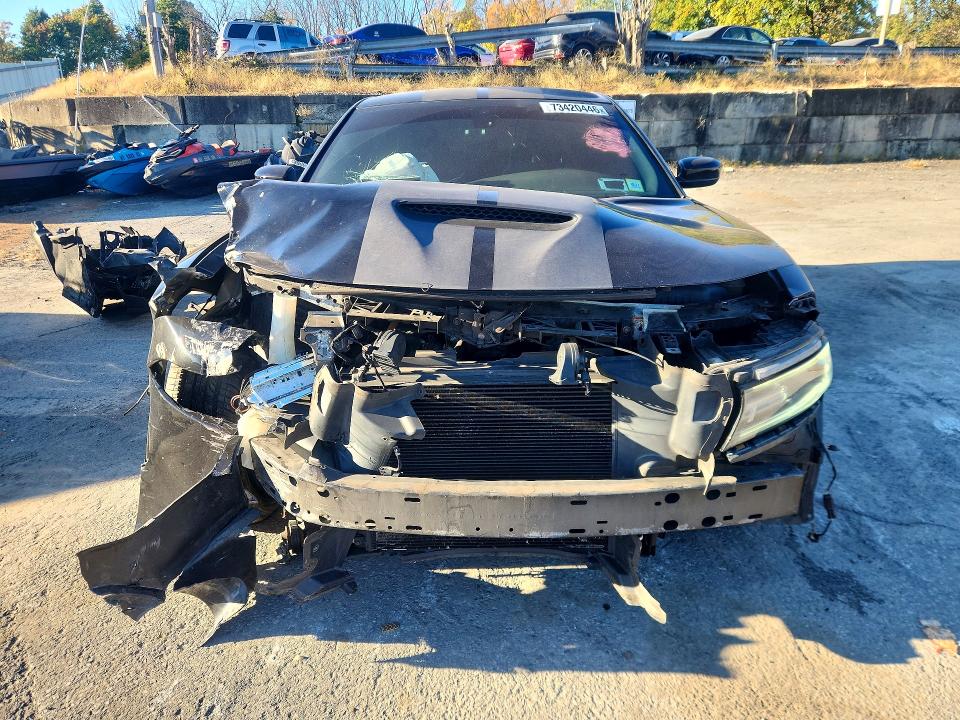 Снимка 5 от търг – 2019 DODGE CHARGER с VIN 2C3CDXGJ8KH756901