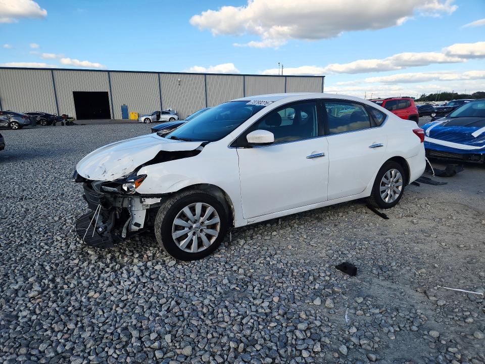 NISSAN SENTRA 2018 с VIN 3N1AB7AP5JY221784 - Снимка от търг