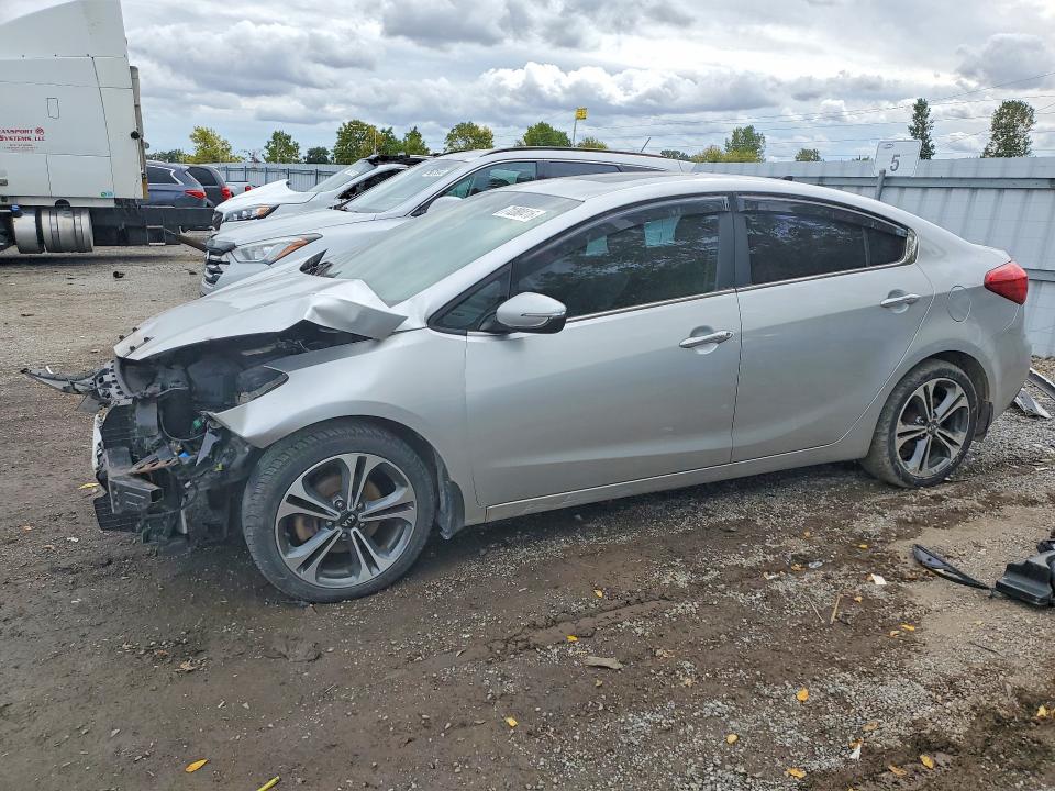 Снимка 1 от търг – 2014 KIA FORTE с VIN KNAFZ4A83E5195658