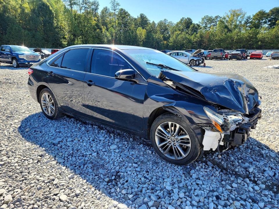 Снимка 4 от търг – 2017 TOYOTA CAMRY с VIN 4T1BF1FK2HU356102
