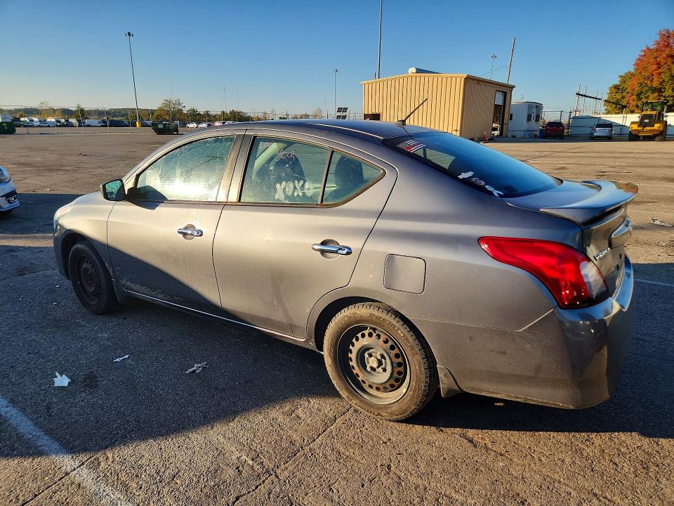 Снимка 2 от търг – 2016 NISSAN VERSA с VIN 3N1CN7AP8GL915908