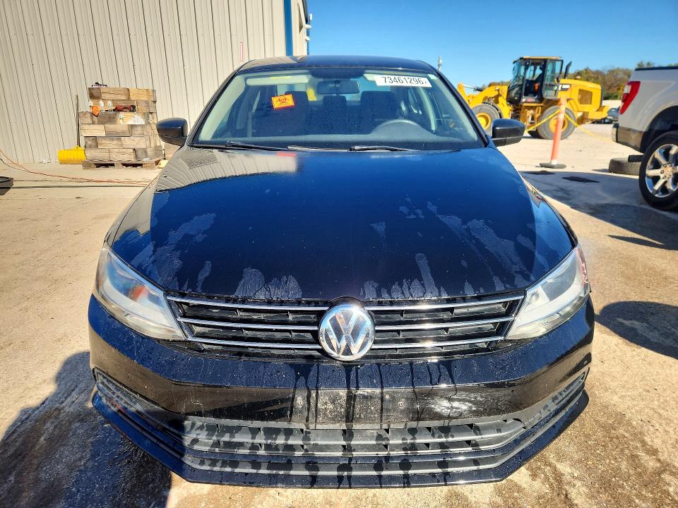 Photo 5 from auction – 2015 VOLKSWAGEN JETTA with VIN 3VW1K7AJ4FM340818