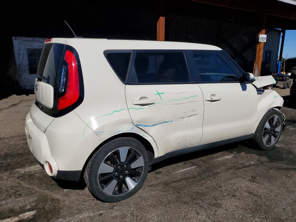 Foto 3 de la subasta – 2015 KIA SOUL con VIN KNDJX3A56F7117366