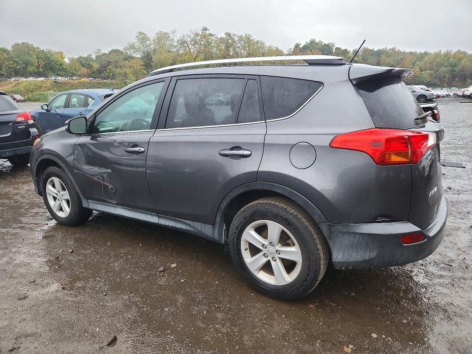 Снимка 2 от търг – 2013 TOYOTA RAV4 с VIN 2T3RFREV4DW034684