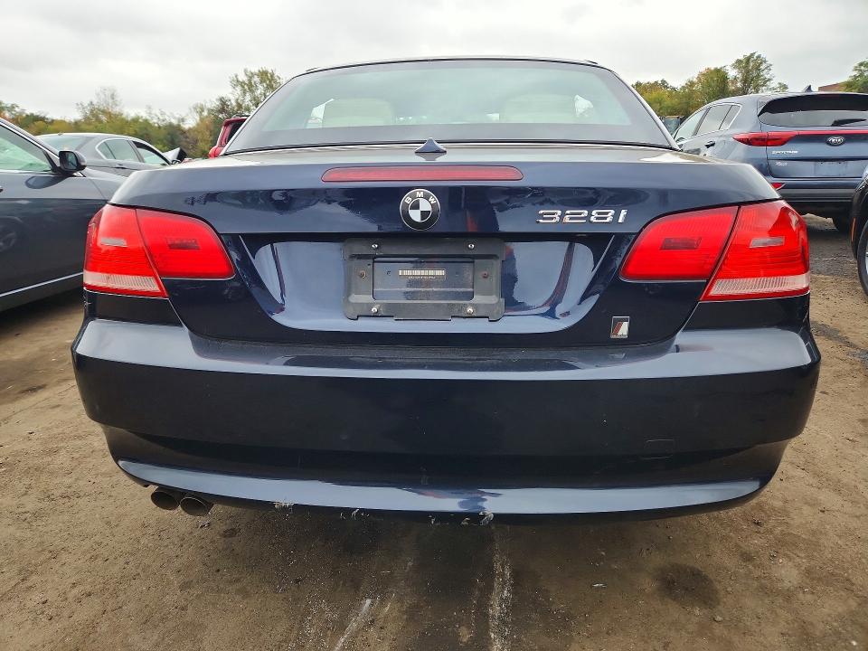 Photo 6 from auction – 2007 BMW 328 with VIN WBAWR33537PX79966