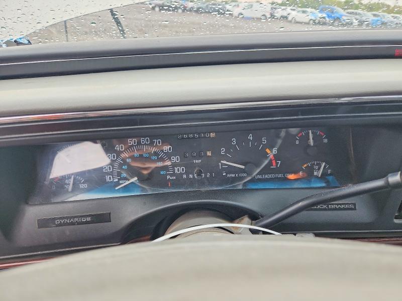 Снимка 9 от търг – 1998 BUICK LESABRE с VIN 1G4HP52K1WH506632