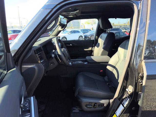 صورة رقم 7 من المزاد - 2026 LEXUS GX 550 مع VIN JTJVBCDX2T5081869