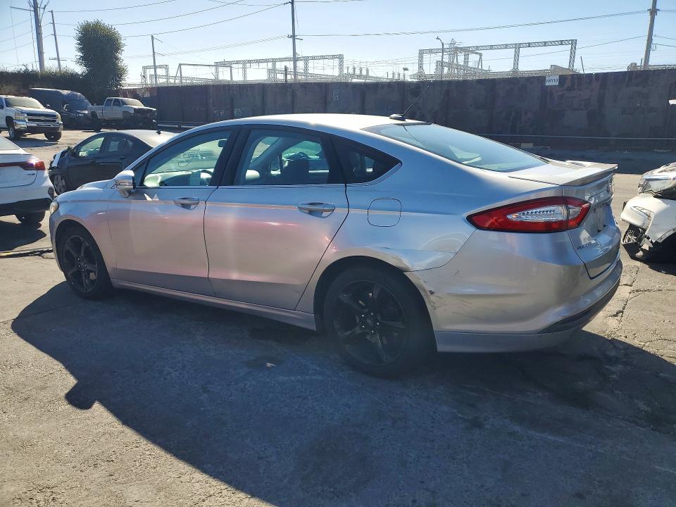 Фото 2 с аукциона – 2016 FORD FUSION с VIN 3FA6P0HD2GR399846