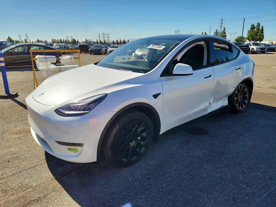 Фото 1 с аукциона – 2023 TESLA MODEL Y с VIN 7SAYGDEE0PA030105