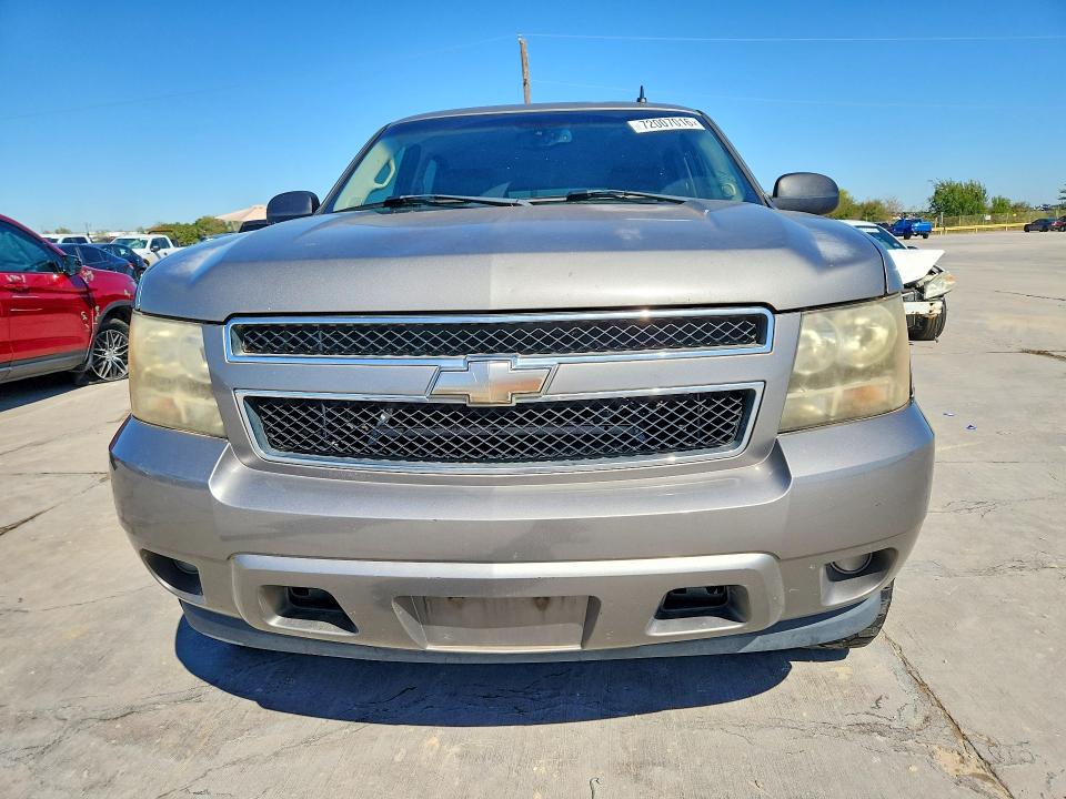 Photo 5 from auction – 2007 CHEVROLET TAHOE with VIN 1GNFC13C77J401036