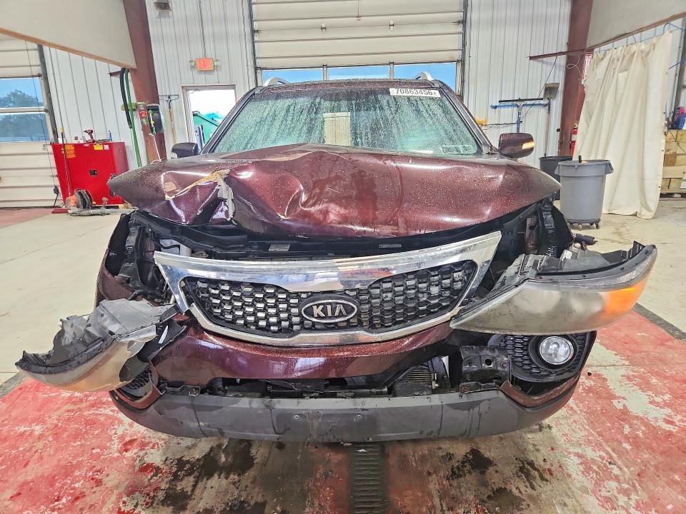 Zdjęcie 5 z aukcji – 2011 KIA SORENTO z VIN 5XYKUDA24BG047260