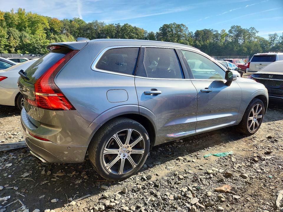 Photo 3 from auction – 2019 VOLVO XC60 with VIN YV4A22RL0K1317844