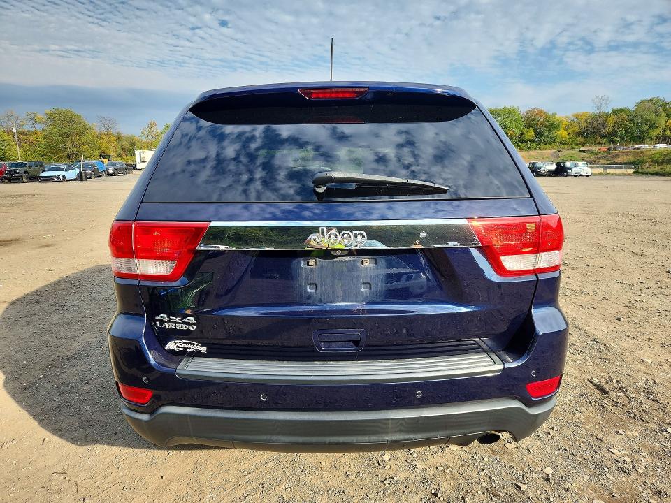 Снимка 6 от търг – 2013 JEEP GRAND CHEROKEE с VIN 1C4RJFAG9DC501623
