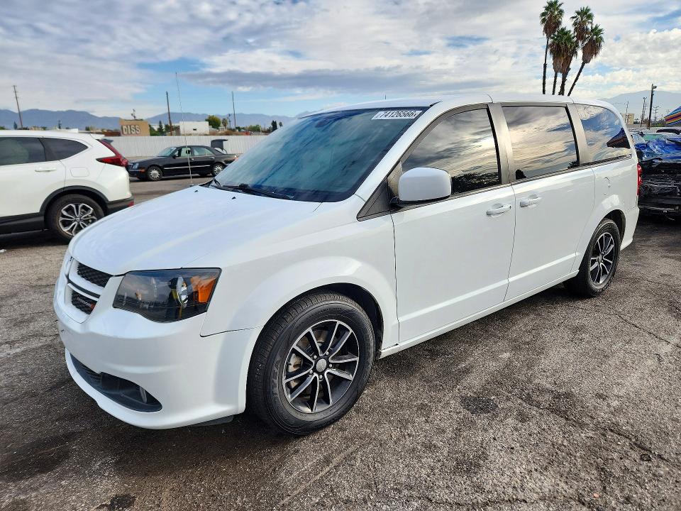 DODGE GRAND CARAVAN 2019 с VIN 2C4RDGEG4KR640814 - Снимка от търг