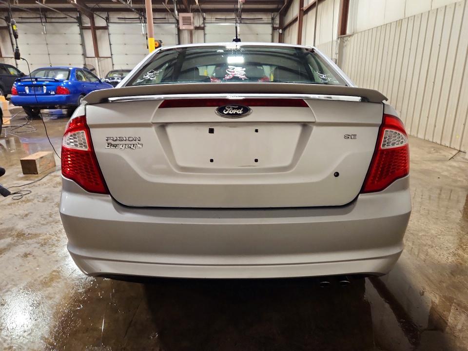 Снимка 6 от търг – 2012 FORD FUSION с VIN 3FAHP0HA4CR358983
