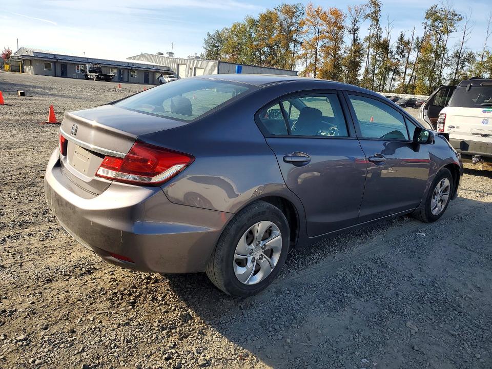 Photo 3 from auction – 2015 HONDA CIVIC with VIN 19XFB2F5XFE274471