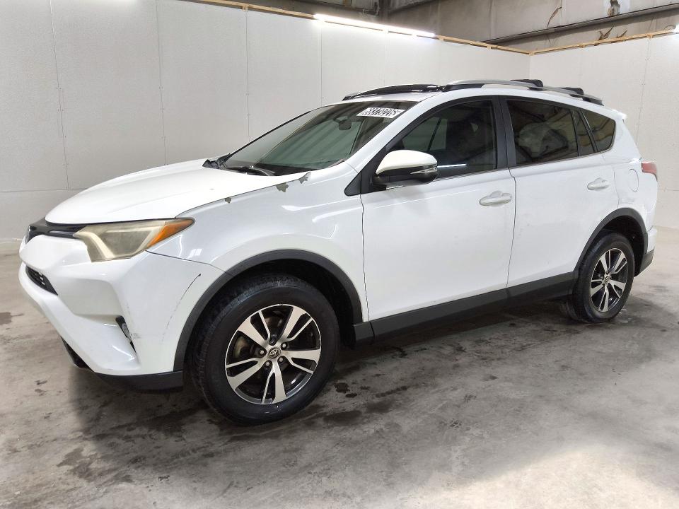 TOYOTA RAV4 2016 with VIN 2T3RFREVXGW502261 - Photo from auction