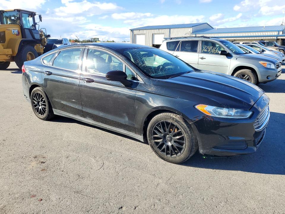 Photo 4 from auction – 2015 FORD FUSION with VIN 1FA6P0G78F5104651