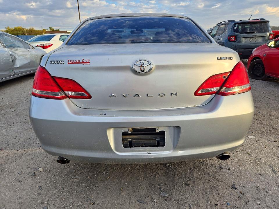 Photo 6 from auction – 2005 TOYOTA AVALON with VIN 4T1BK36B25U061343