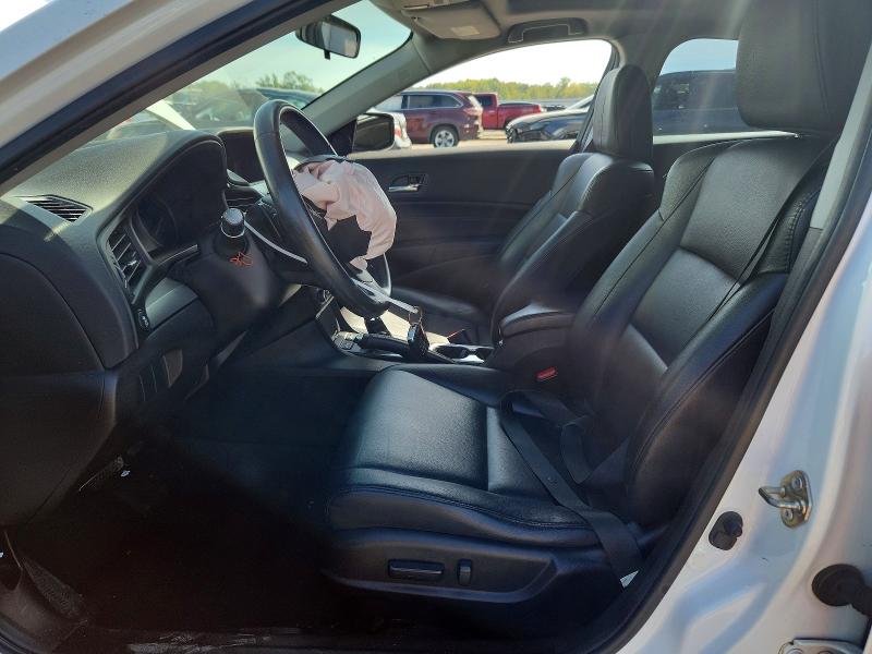 Снимка 7 от търг – 2016 ACURA ILX с VIN 19UDE2F35GA023375