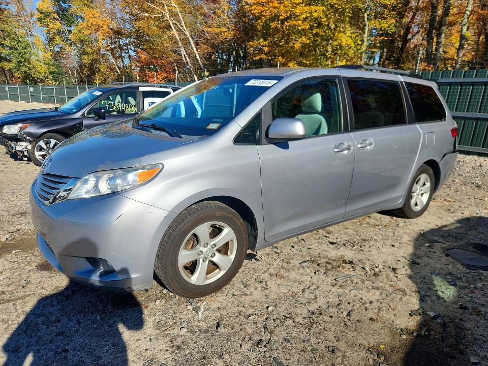 TOYOTA SIENNA 2016 с VIN 5TDKK3DC5GS698508 - Снимка от търг