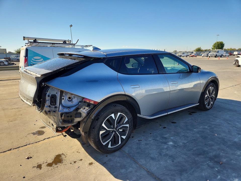 Foto 3 de la subasta – 2024 KIA EV6 con VIN KNDC34LA9R5205767