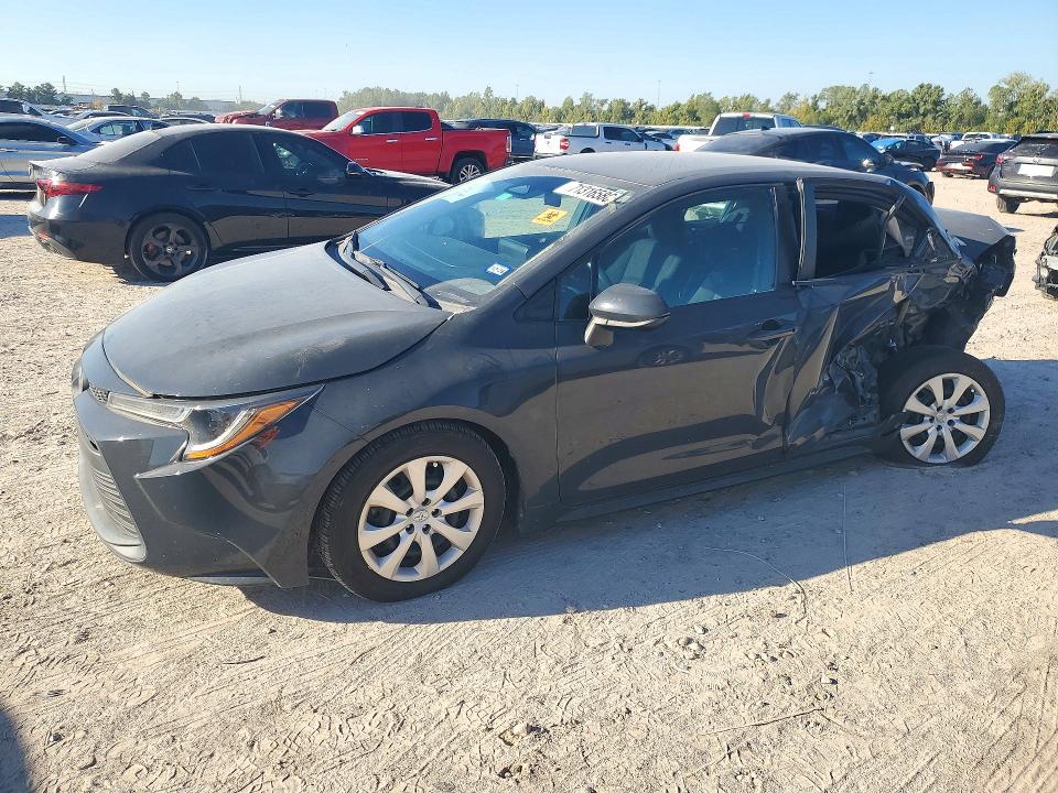 TOYOTA COROLLA 2024 with VIN 5YFB4MDE1RP090014 - Photo from auction