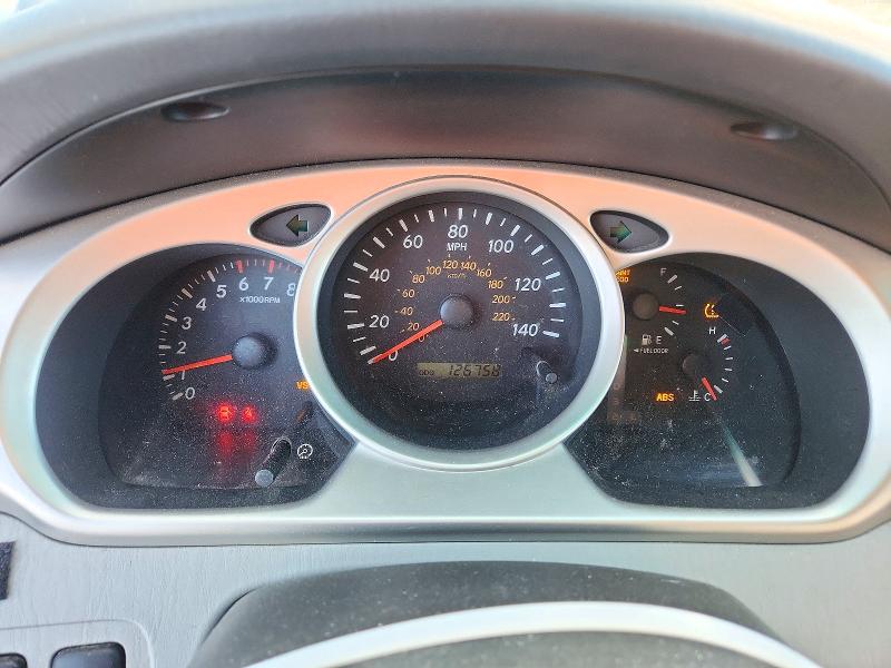 Photo 9 from auction – 2005 TOYOTA HIGHLANDER with VIN JTEEP21A050109856