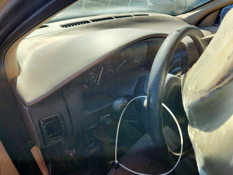 صورة رقم 9 من المزاد - 2000 SATURN SL2 مع VIN 1G8ZK5271YZ148796