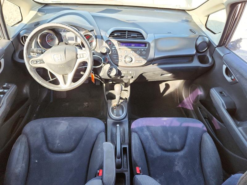 Снимка 8 от търг – 2013 HONDA FIT с VIN JHMGE8H53DC039411