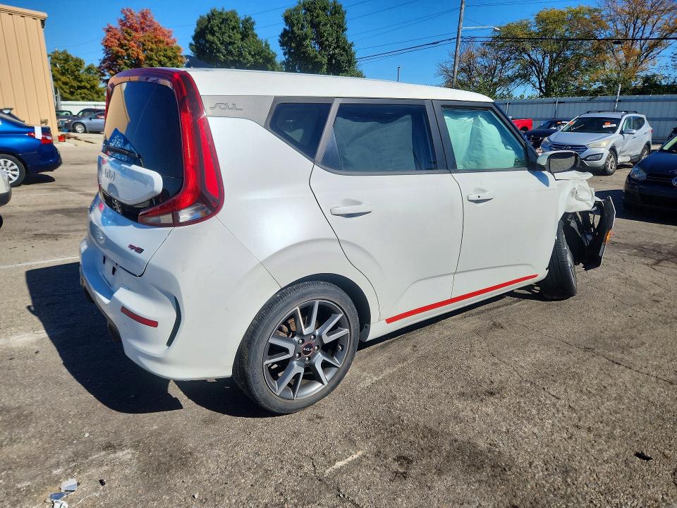 Photo 3 from auction – 2022 KIA SOUL with VIN KNDJ63AU8N7182695